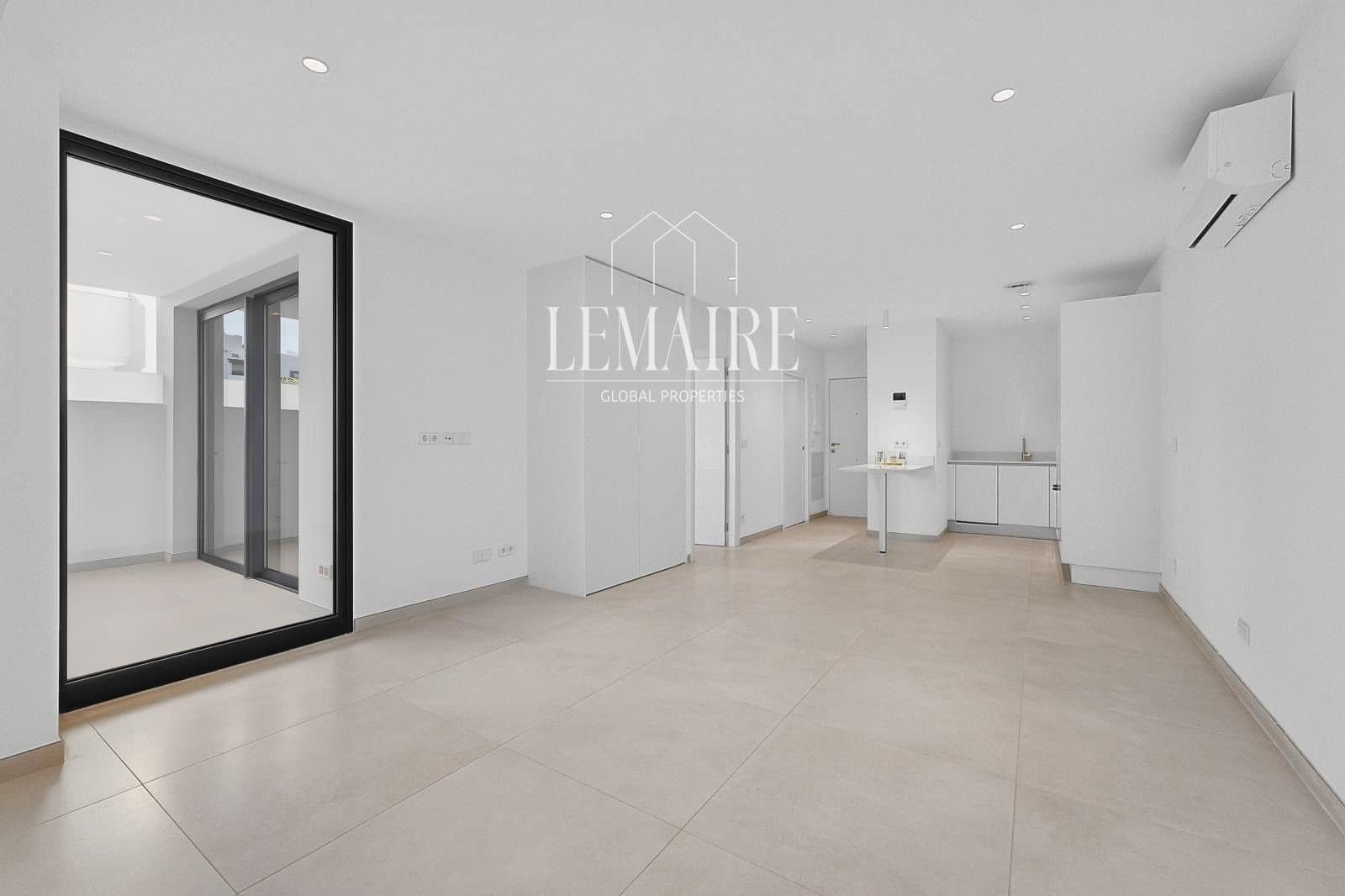 1 sypialnia Mieszkanie na sprzedaż w Palm-Mar z basenem garażem - 378 500 € (Ref: 10181738)