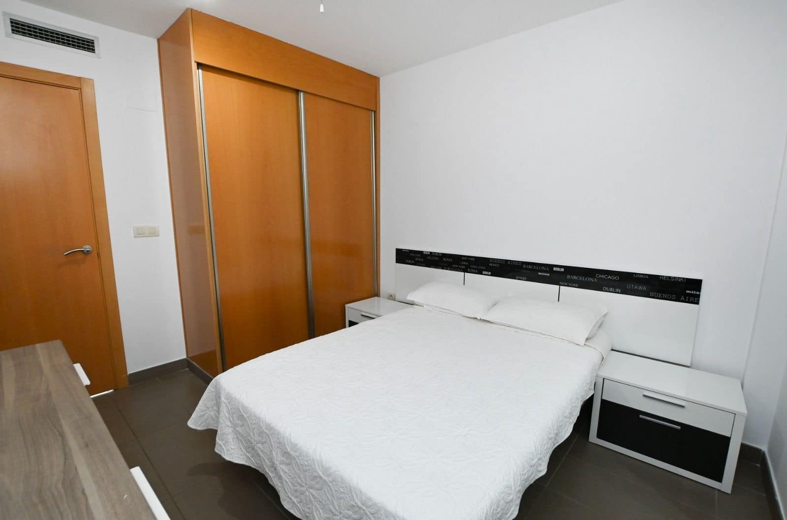 Apartamento de 2 habitaciones en Calpe / Calp en venta con piscina garaje - 279.900 € (Ref: 10049931)