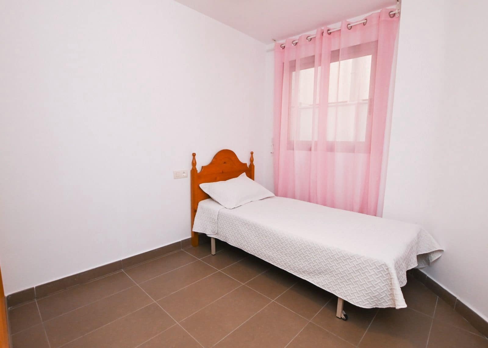 Apartamento de 2 habitaciones en Calpe / Calp en venta con piscina garaje - 279.900 € (Ref: 10049931)
