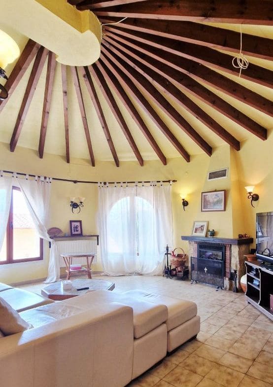 4 bedroom Villa for sale in Calpe / Calp with pool garage - € 750,000 (Ref: 10145751)
