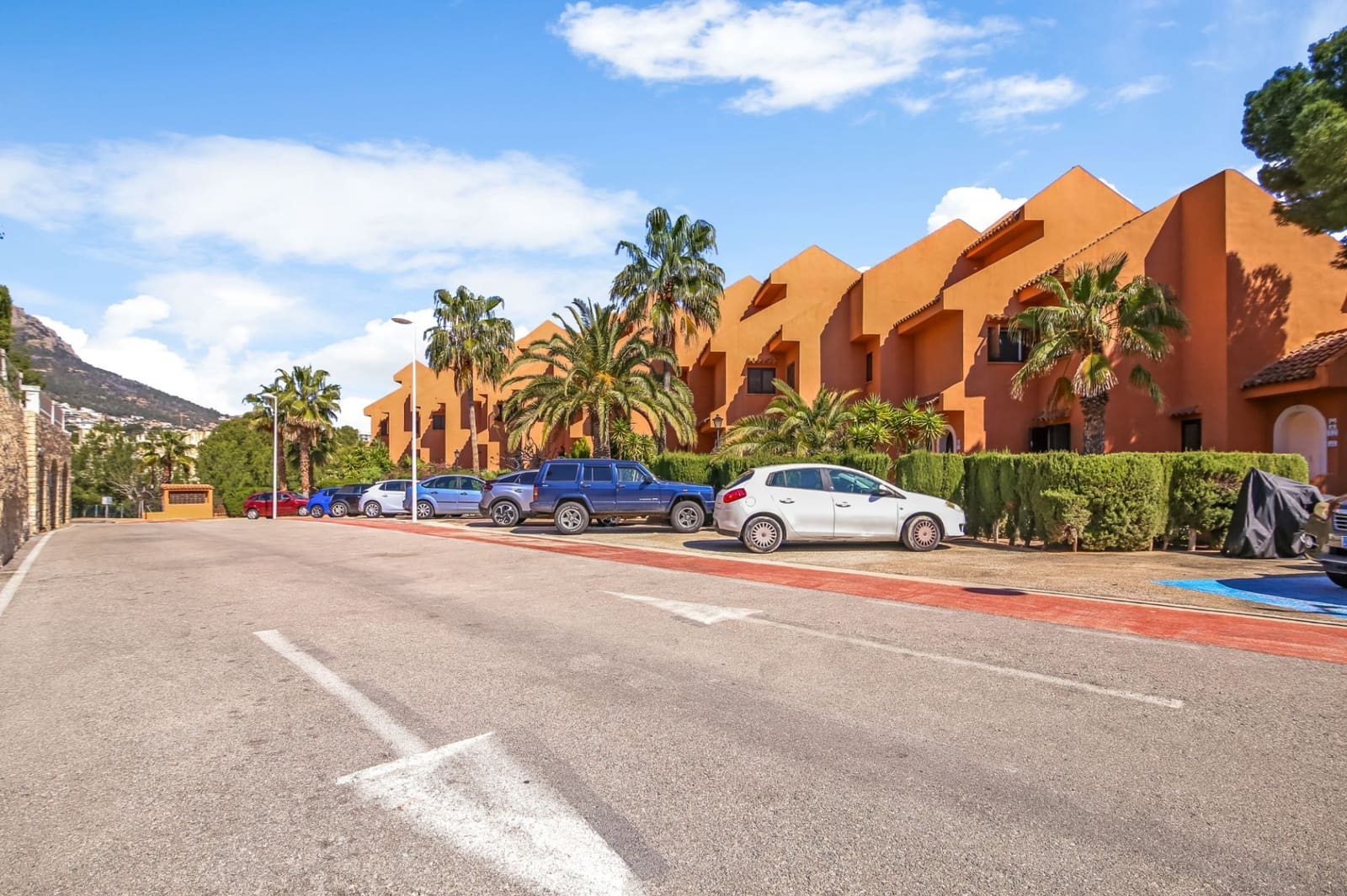 3 soveværelse Lejlighed til salg i Calpe / Calp med swimmingpool garage - € 397.000 (Ref: 10179971)