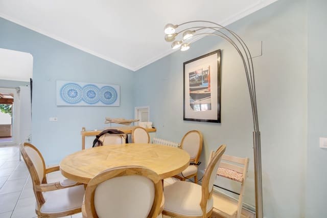 3 soverom Villa til salgs i Calpe / Calp med svømmebasseng garasje - € 560 000 (Ref: 9793247)