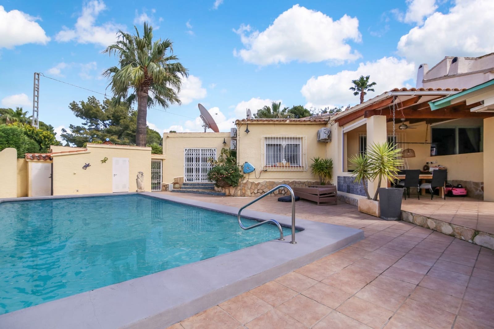 3 soverom Villa til salgs i Calpe / Calp med svømmebasseng garasje - € 560 000 (Ref: 9793247)