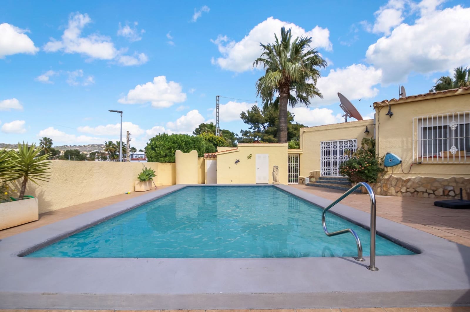 3 soverom Villa til salgs i Calpe / Calp med svømmebasseng garasje - € 560 000 (Ref: 9793247)