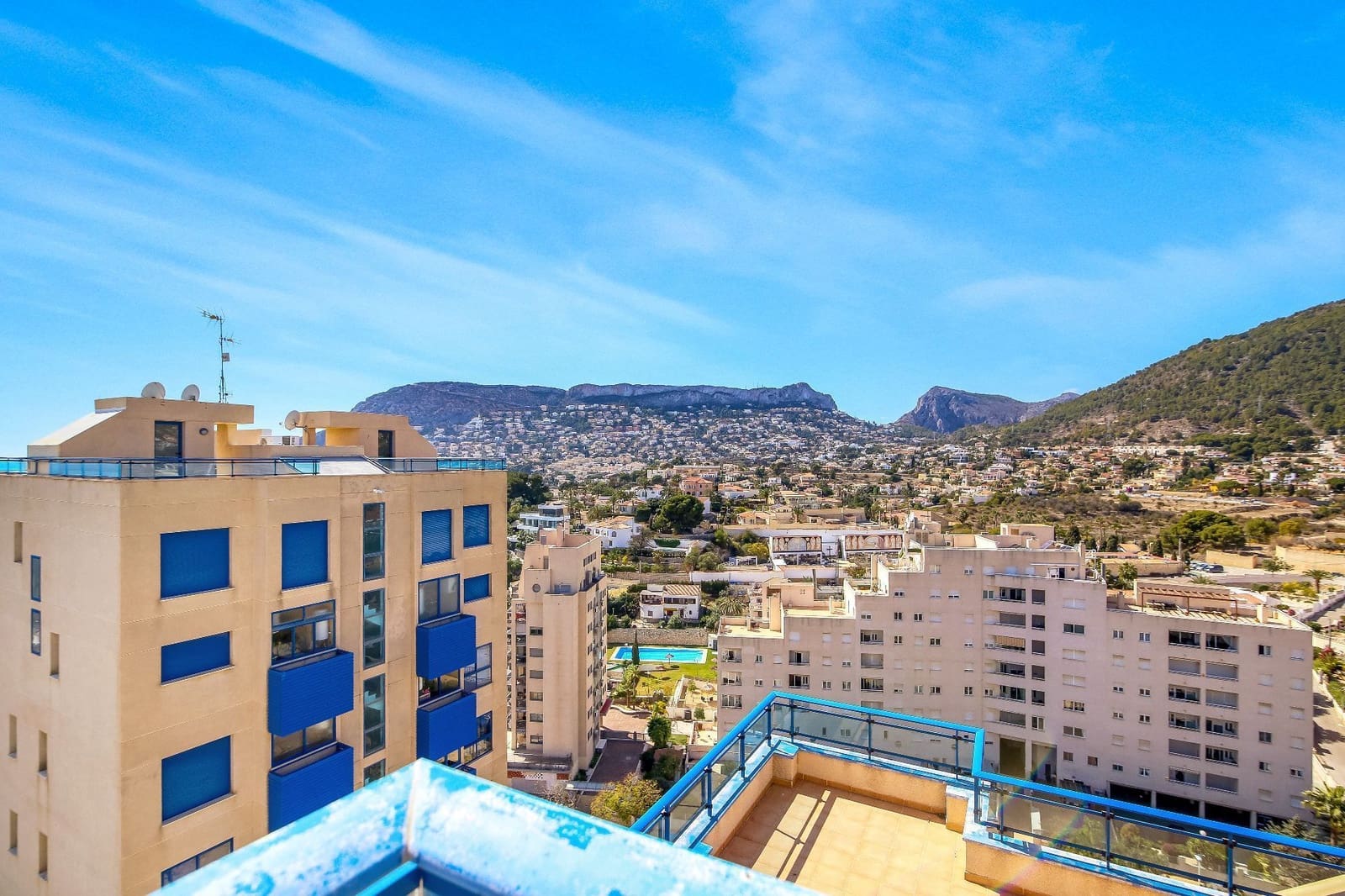 4 quarto Apartamento para venda em Calpe / Calp com piscina garagem - 950 000 € (Ref: 9793249)