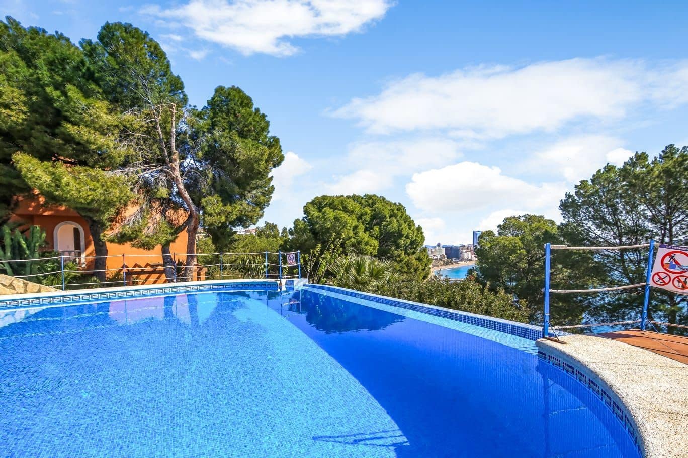 1 bedroom Apartment for sale in Calpe / Calp with pool garage - € 230,000 (Ref: 9793252)