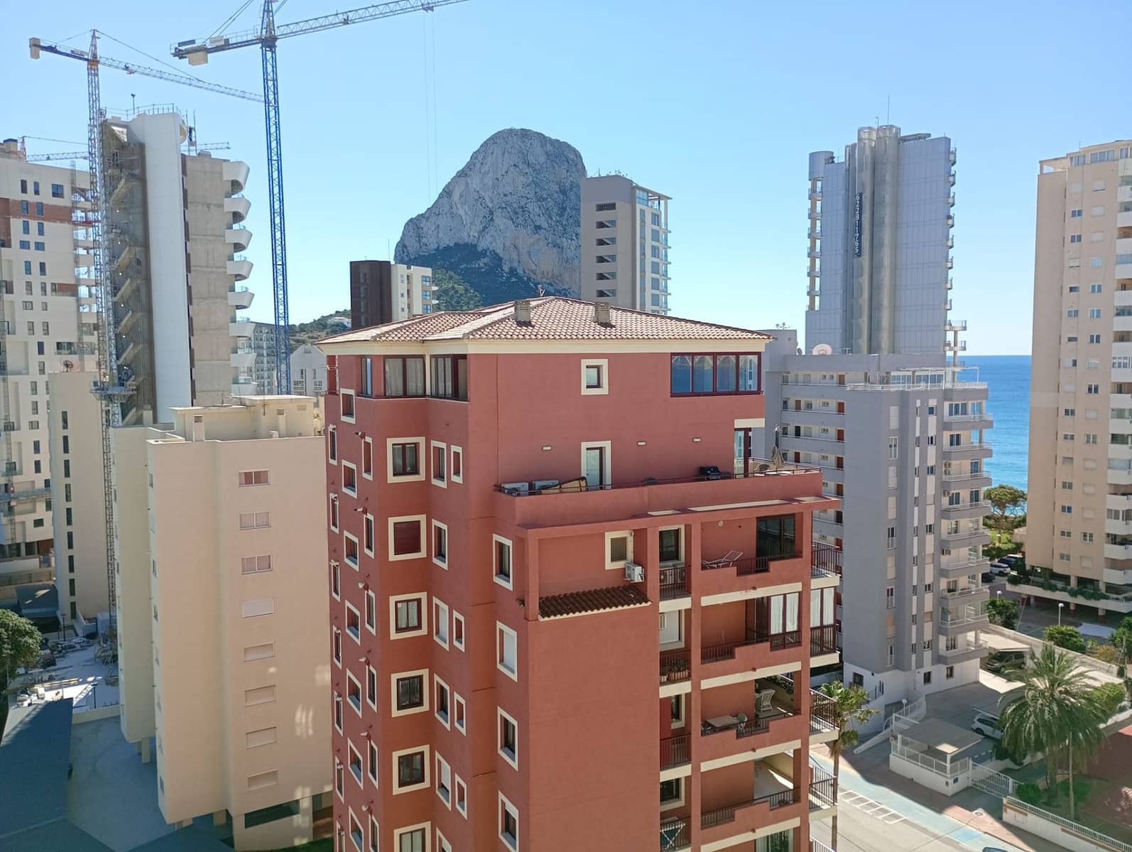 1 bedroom Apartment for sale in Calpe / Calp - € 245,000 (Ref: 9793256)
