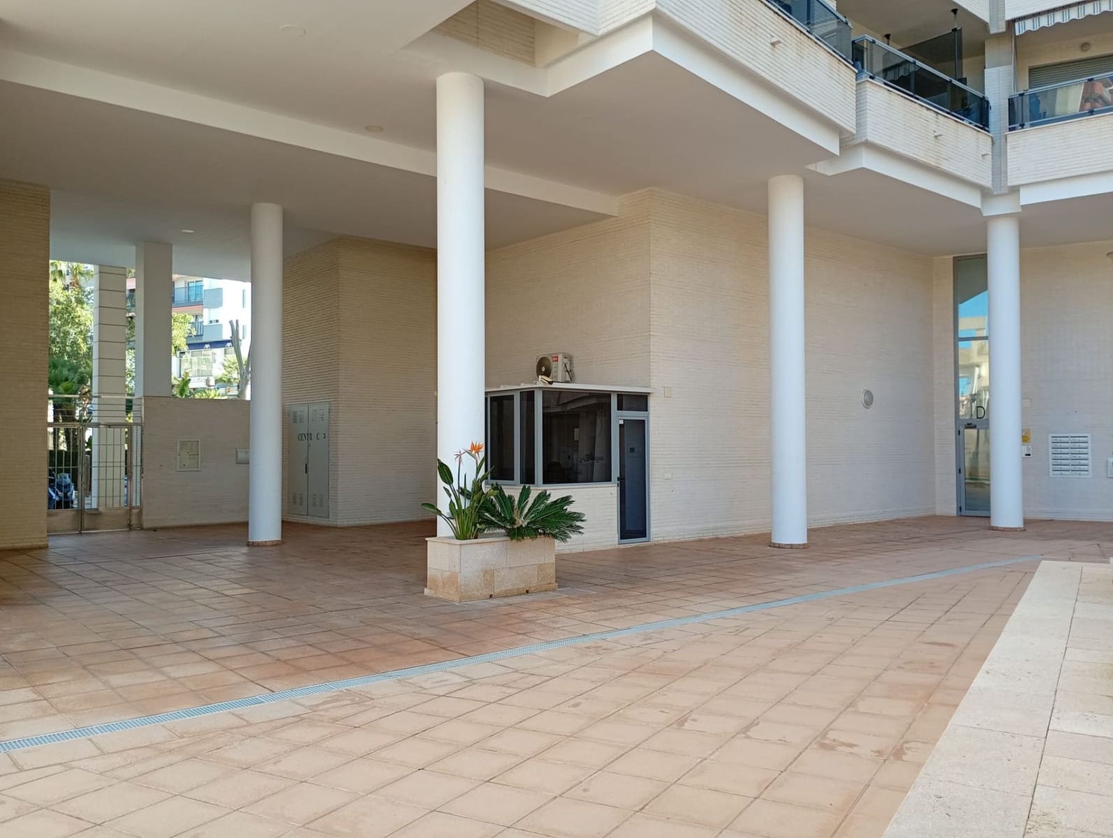 2 quarto Apartamento para venda em Calpe / Calp com piscina garagem - 335 000 € (Ref: 9793257)