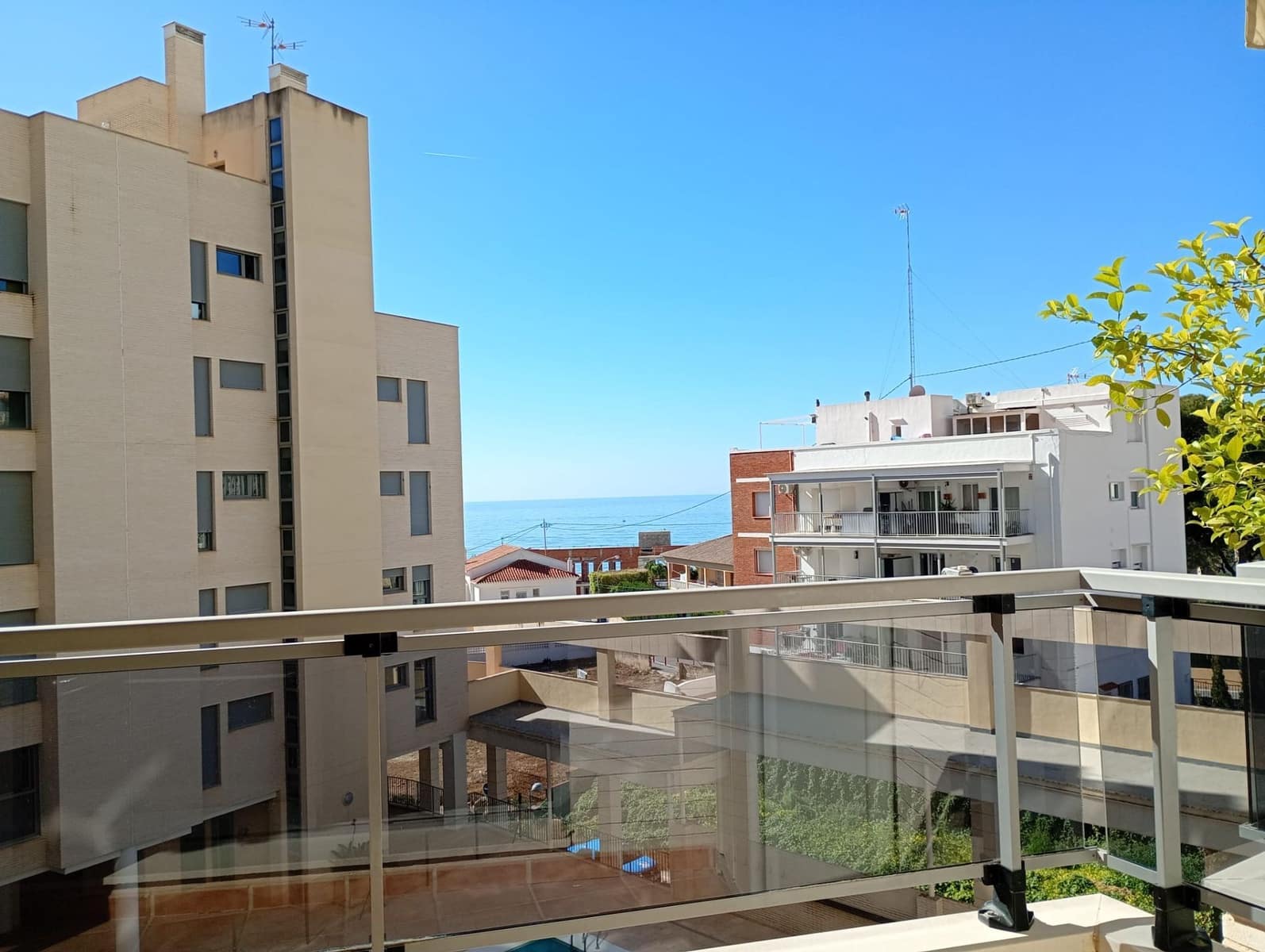 2 quarto Apartamento para venda em Calpe / Calp com piscina garagem - 335 000 € (Ref: 9793257)