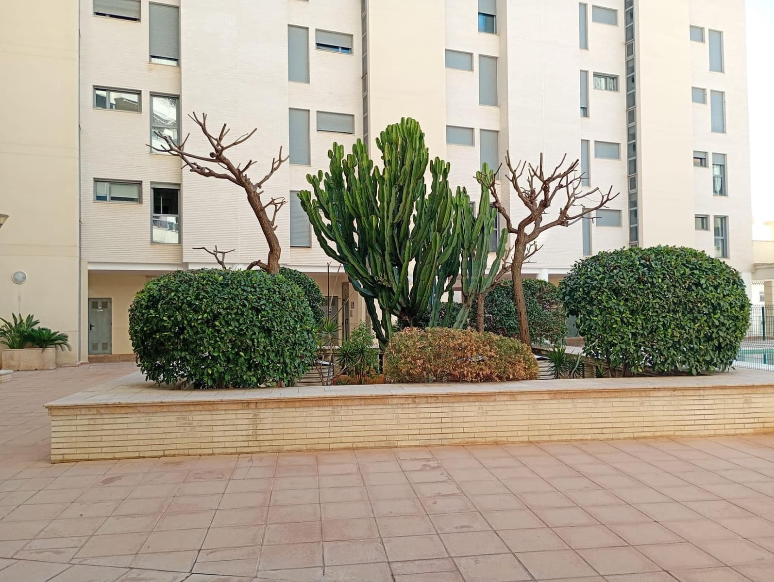 2 quarto Apartamento para venda em Calpe / Calp com piscina garagem - 335 000 € (Ref: 9793257)