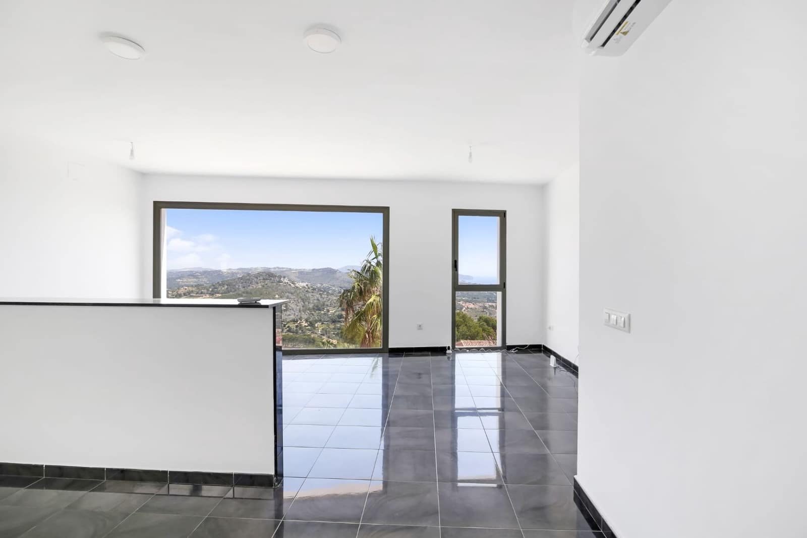 3 makuuhuone Paritalo myytävänä paikassa Calpe / Calp mukana uima-altaan 
autotalli - 568 500 € (Ref: 9806107)