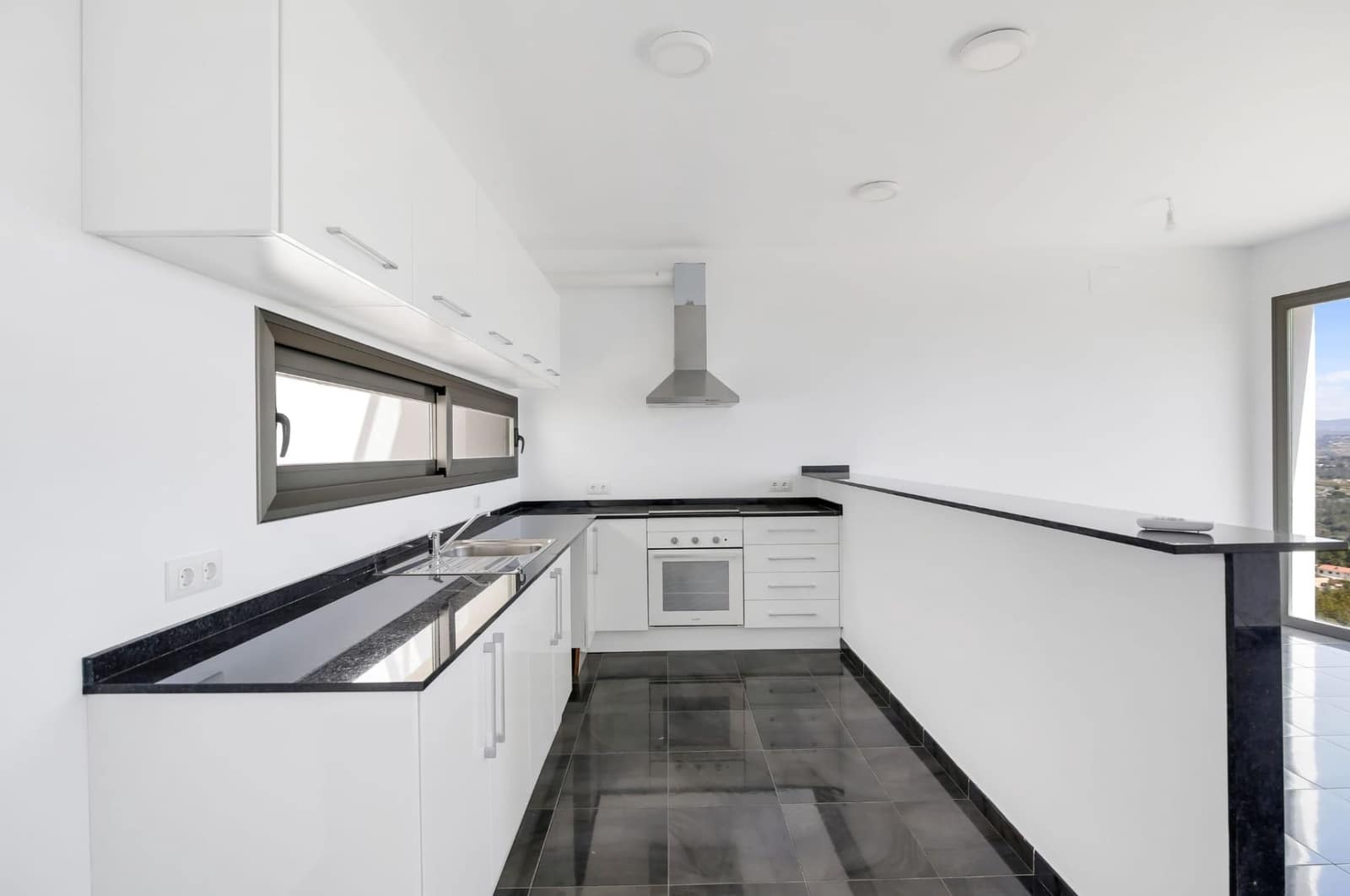 3 makuuhuone Paritalo myytävänä paikassa Calpe / Calp mukana uima-altaan 
autotalli - 568 500 € (Ref: 9806107)