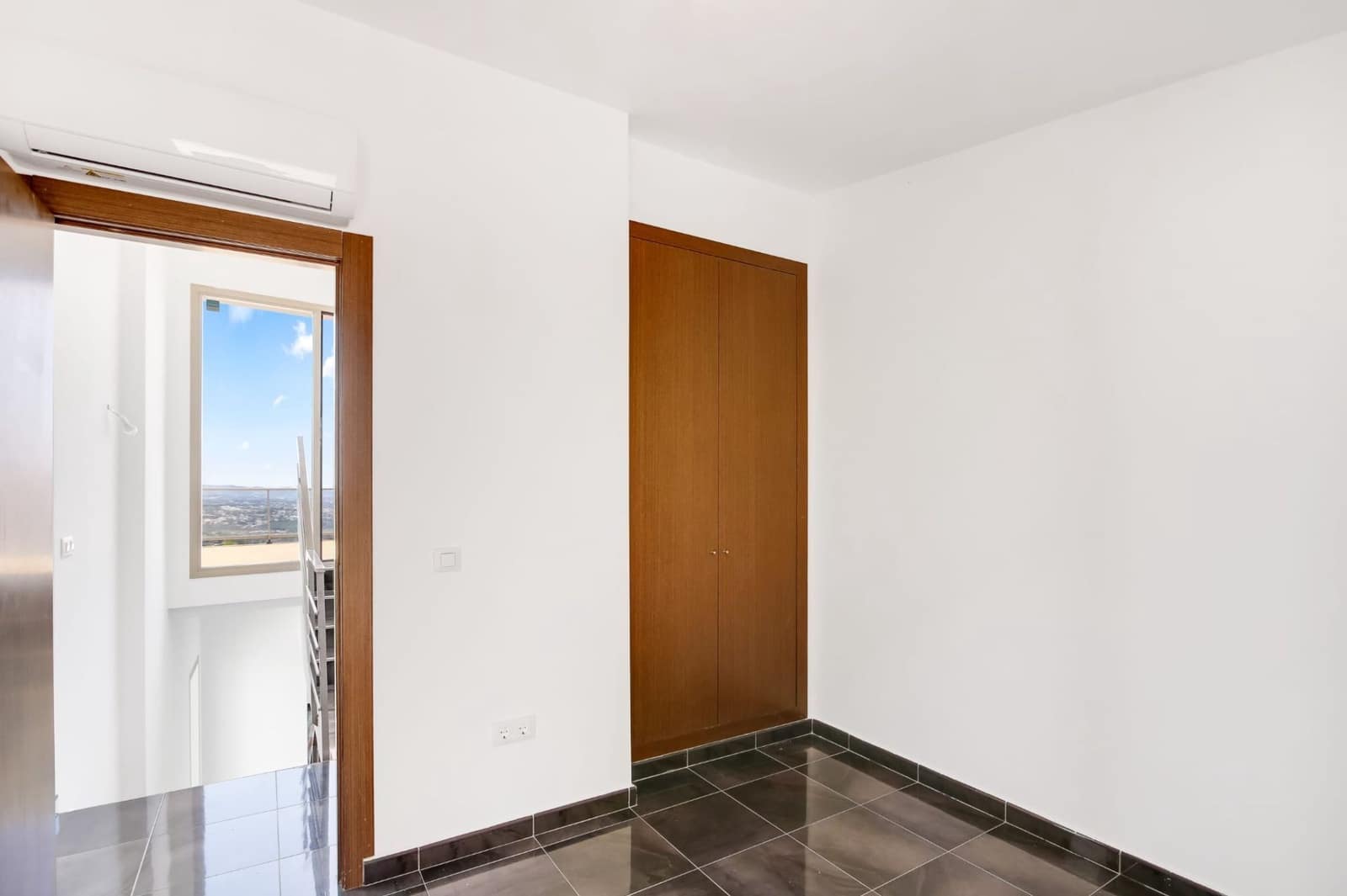 3 makuuhuone Paritalo myytävänä paikassa Calpe / Calp mukana uima-altaan 
autotalli - 568 500 € (Ref: 9806107)