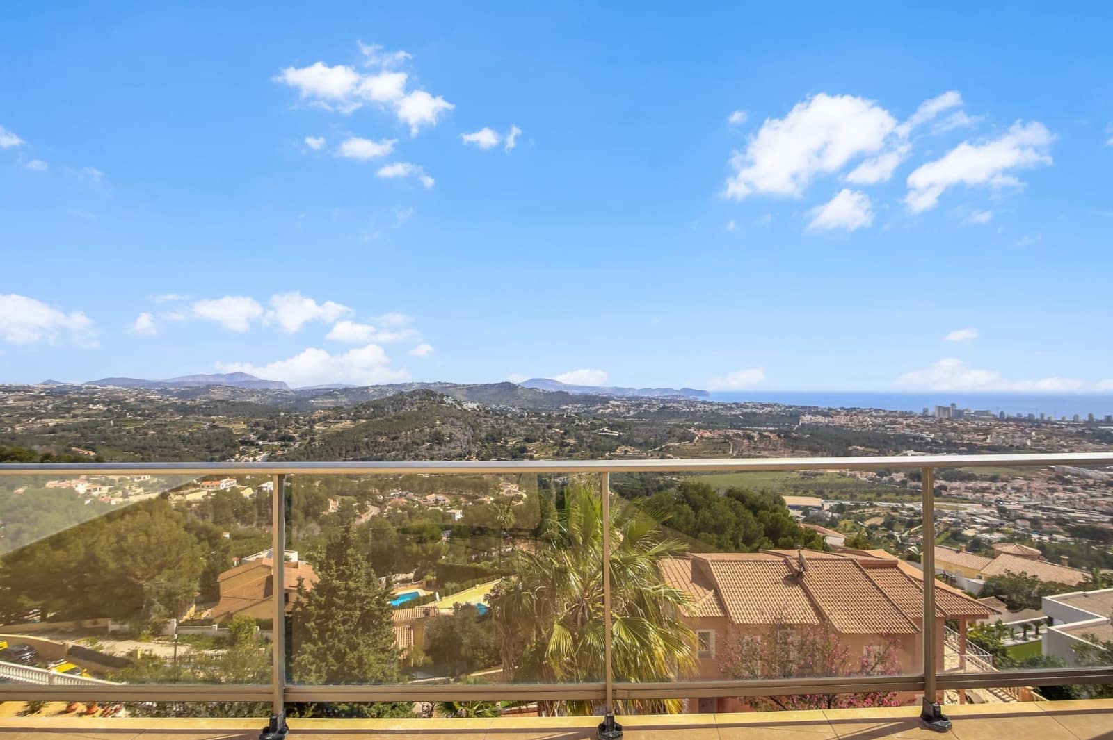 3 makuuhuone Paritalo myytävänä paikassa Calpe / Calp mukana uima-altaan 
autotalli - 568 500 € (Ref: 9806107)