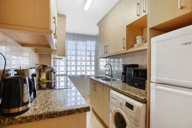 4 bedroom Apartment for sale in Benidorm with pool garage - € 420,000 (Ref: 9807662)