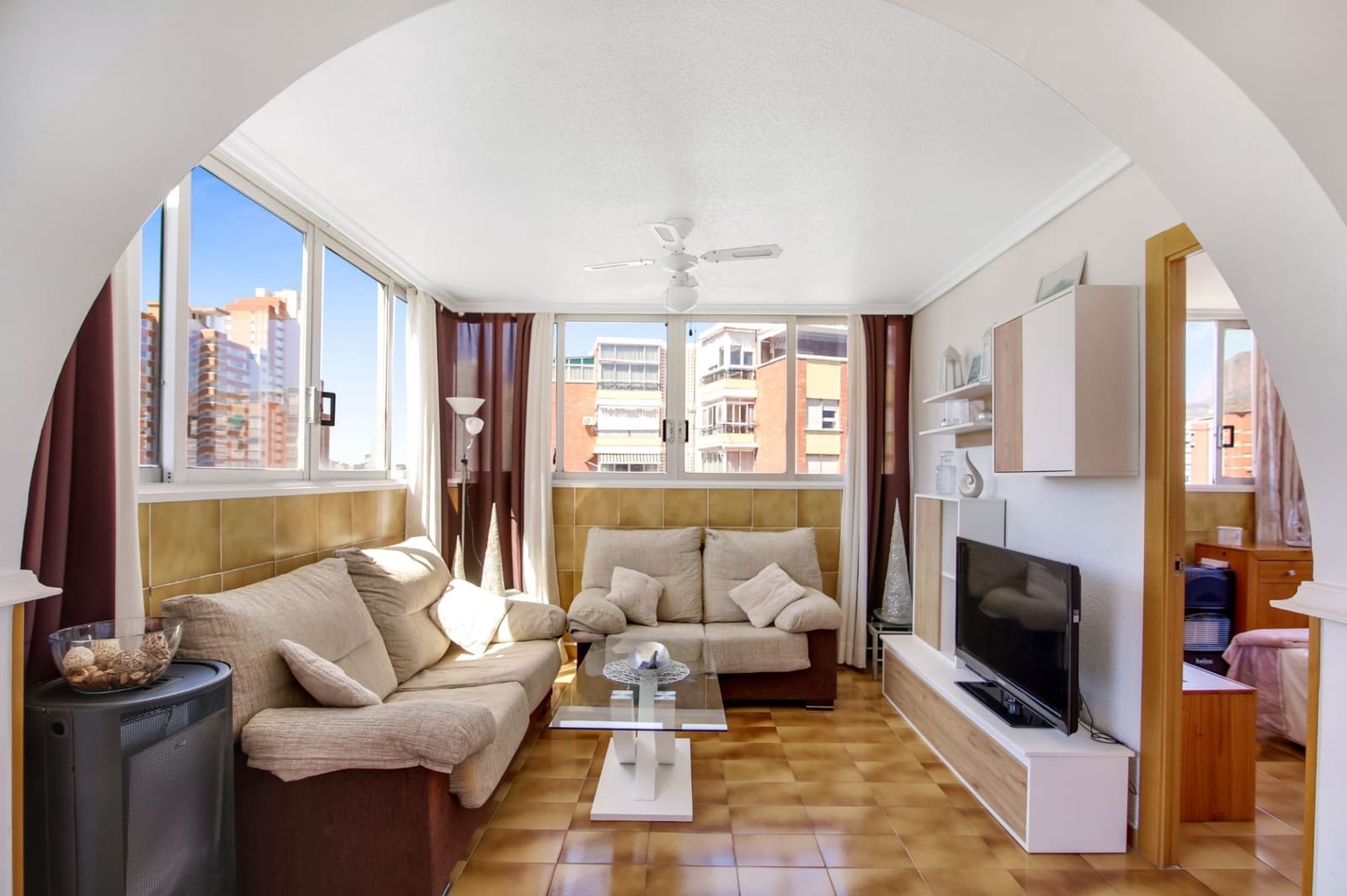 4 bedroom Apartment for sale in Benidorm with pool garage - € 420,000 (Ref: 9807662)