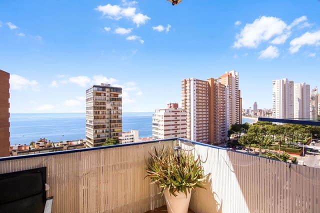 4 bedroom Apartment for sale in Benidorm with pool garage - € 420,000 (Ref: 9807662)