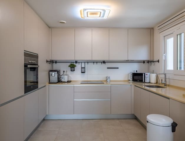2 chambre Appartement à vendre à Calpe / Calp avec piscine garage - 390 000 € (Ref: 9849002)