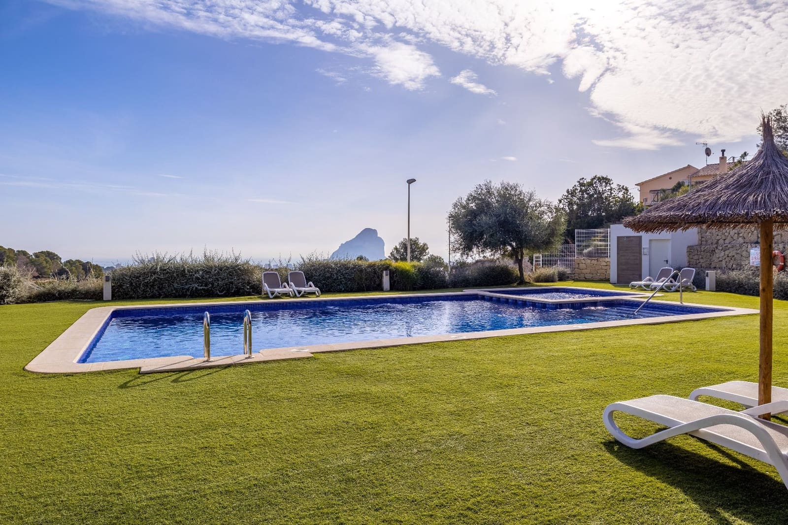 2 soveværelse Lejlighed til salg i Calpe / Calp med swimmingpool garage - € 390.000 (Ref: 9849002)