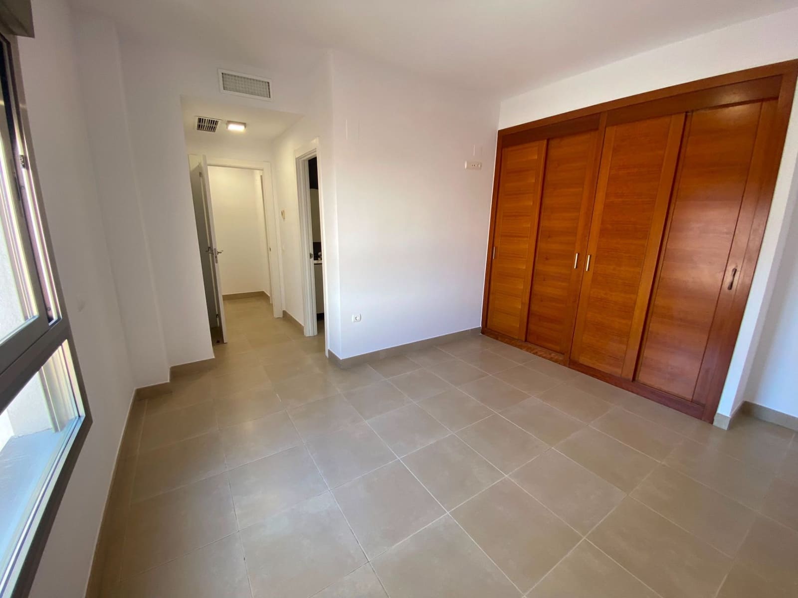 2 bedroom Apartment for sale in Calpe / Calp with garage - € 250,000 (Ref: 9895764)