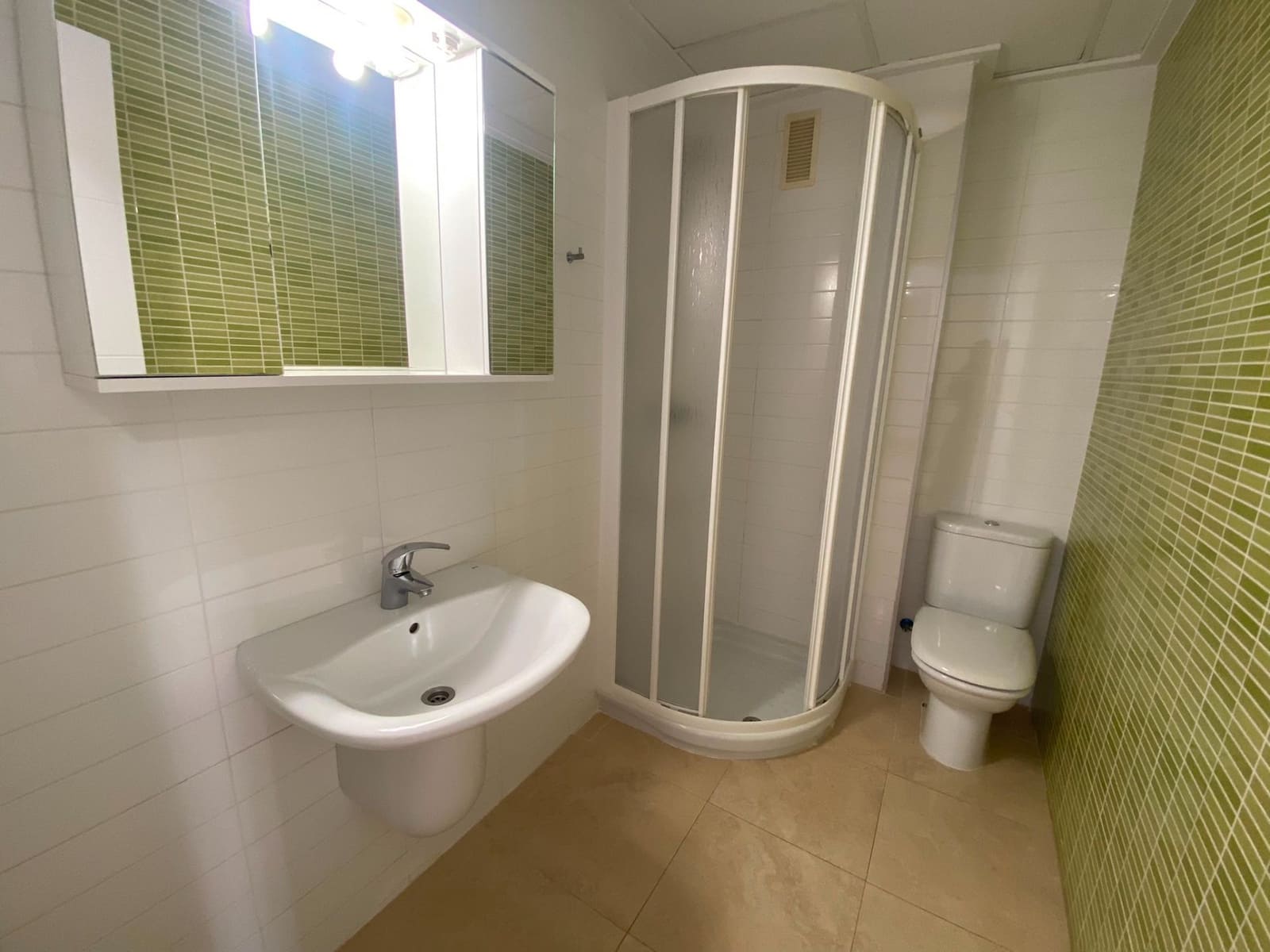 2 bedroom Apartment for sale in Calpe / Calp with garage - € 250,000 (Ref: 9895764)