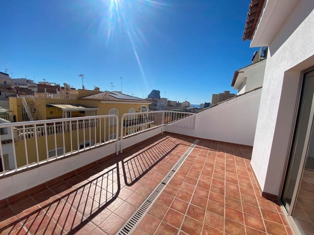 2 bedroom Apartment for sale in Calpe / Calp with garage - € 250,000 (Ref: 9895764)