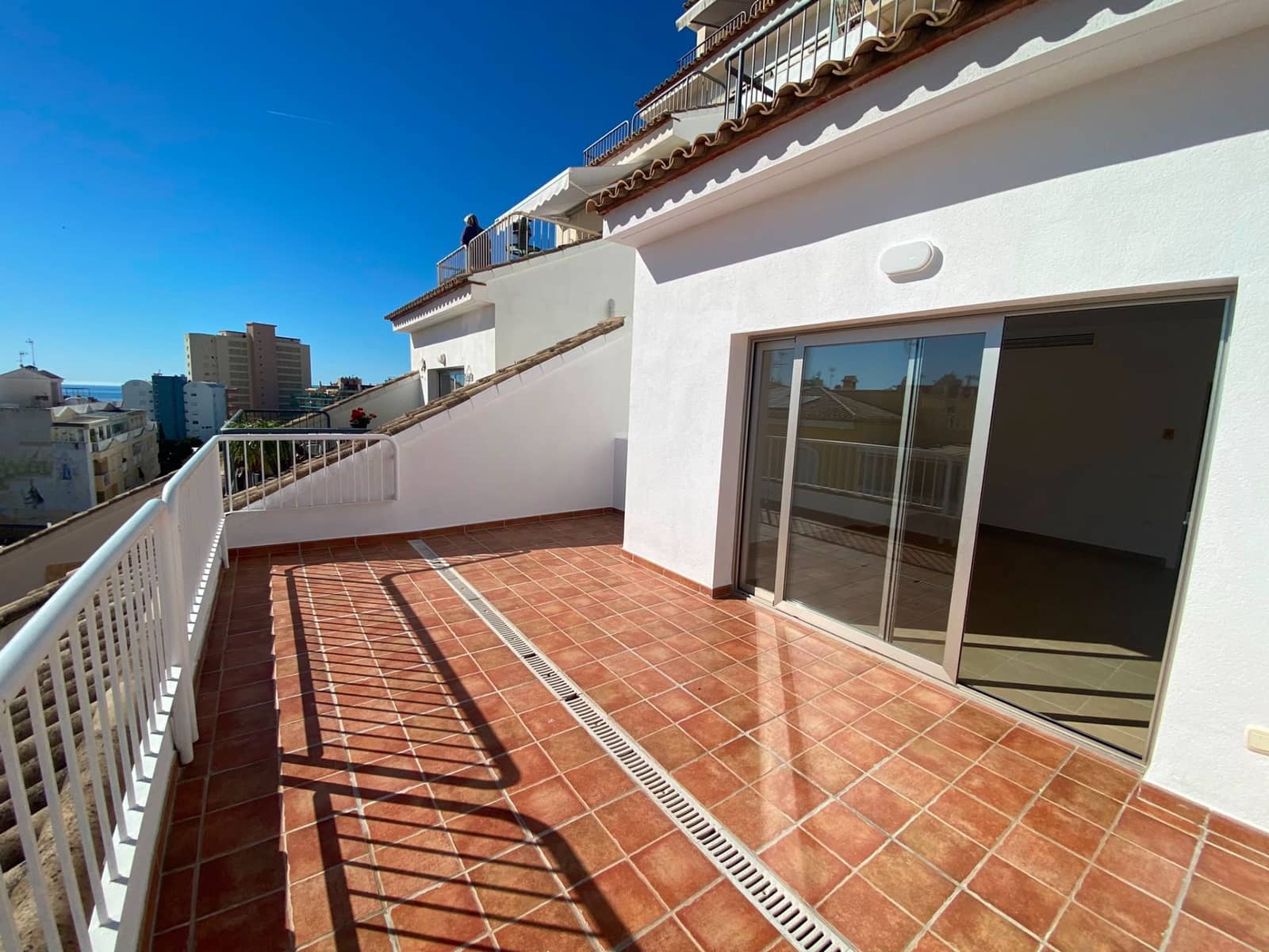2 bedroom Apartment for sale in Calpe / Calp with garage - € 250,000 (Ref: 9895764)