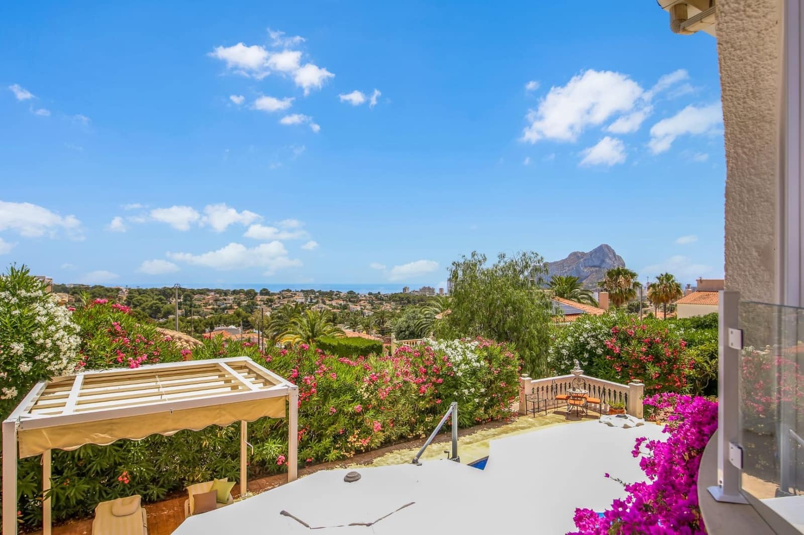 3 slaapkamer Villa te koop in Calpe / Calp - € 695.000 (Ref: 9990211)