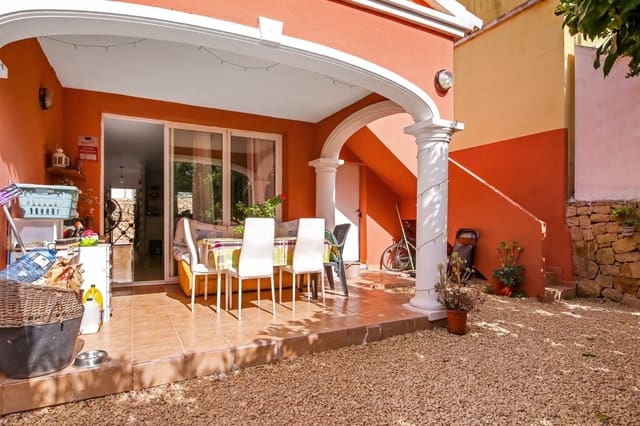 2 slaapkamer Halfvrijstaande villa te koop in Calpe / Calp met zwembad garage - € 285.000 (Ref: 9990212)