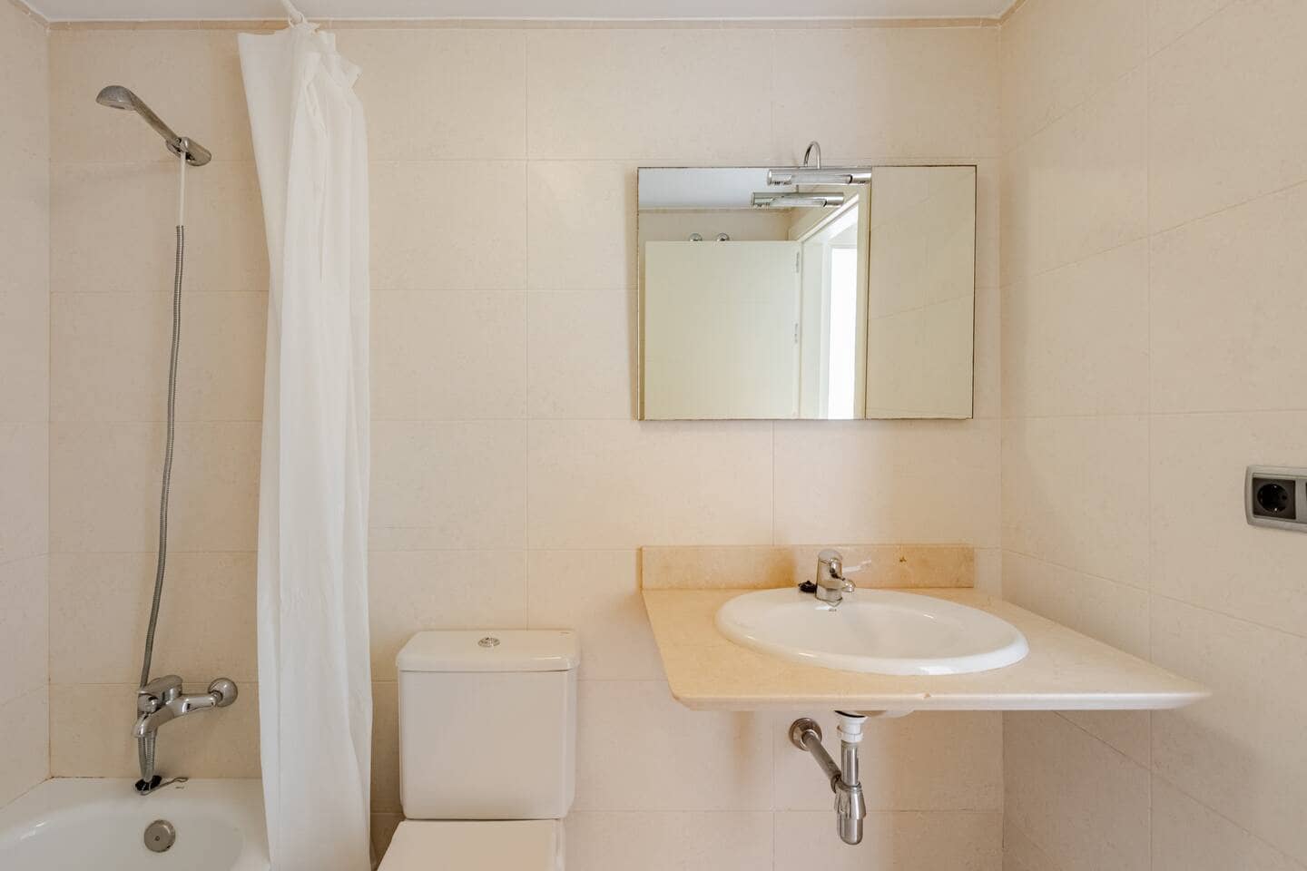 3 bedroom Terraced Villa for sale in Agaete with pool - € 480,000 (Ref: 10006114)