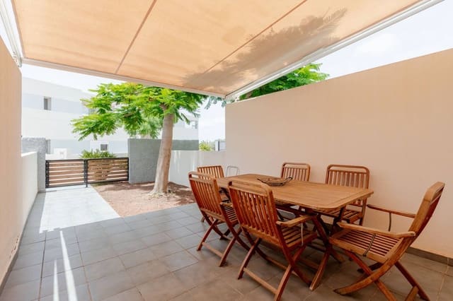 3 bedroom Terraced Villa for sale in Agaete with pool - € 480,000 (Ref: 10006114)