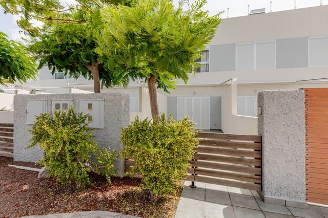 3 bedroom Terraced Villa for sale in Agaete with pool - € 480,000 (Ref: 10006114)
