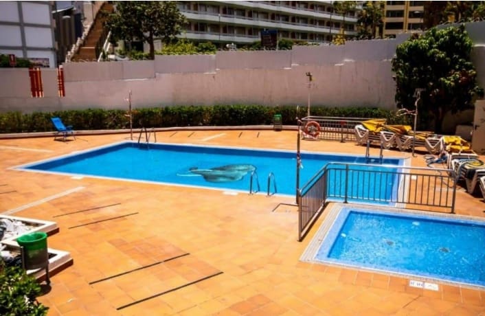 2 slaapkamer Appartement te koop in San Bartolome de Tirajana met zwembad garage - € 330.000 (Ref: 10023265)