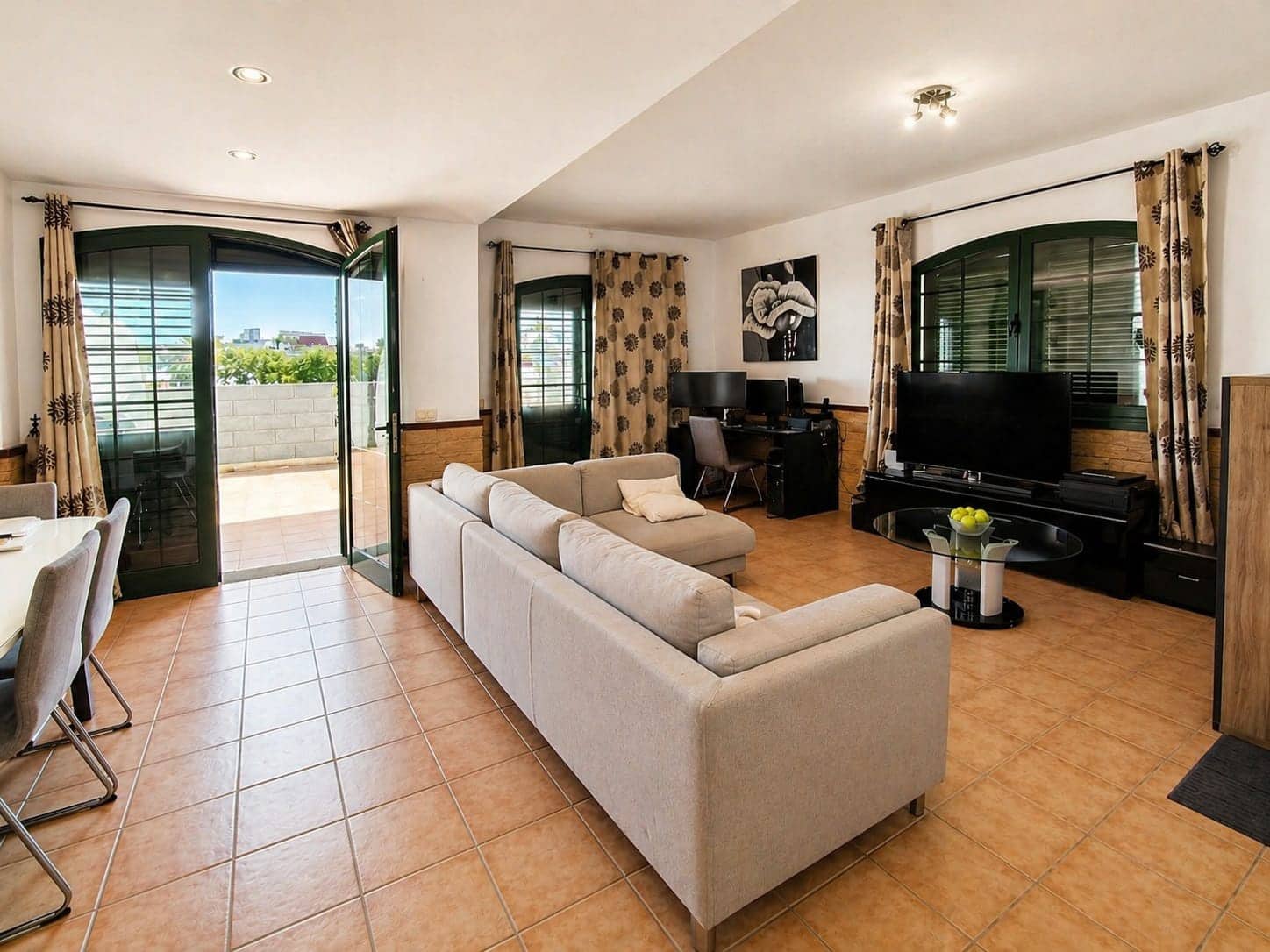 3 quarto Moradia Geminada para venda em Agaete com garagem - 370 000 € (Ref: 9840815)