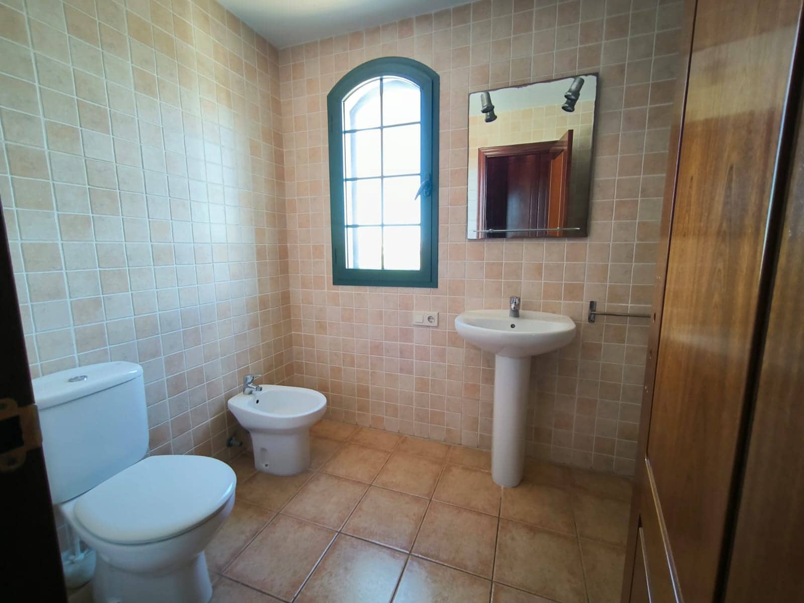 3 quarto Moradia Geminada para venda em Agaete com garagem - 370 000 € (Ref: 9840815)