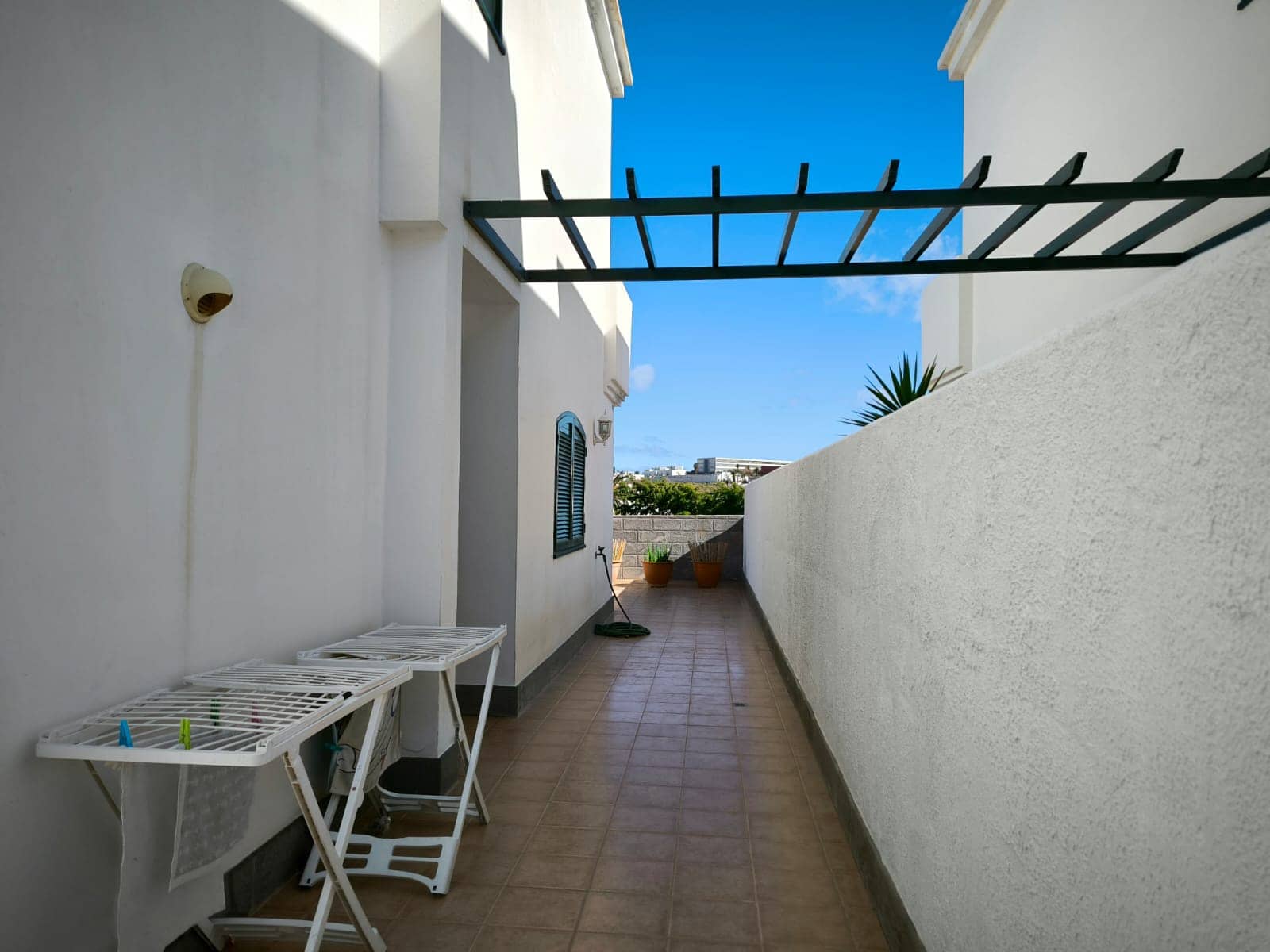 3 quarto Moradia Geminada para venda em Agaete com garagem - 370 000 € (Ref: 9840815)