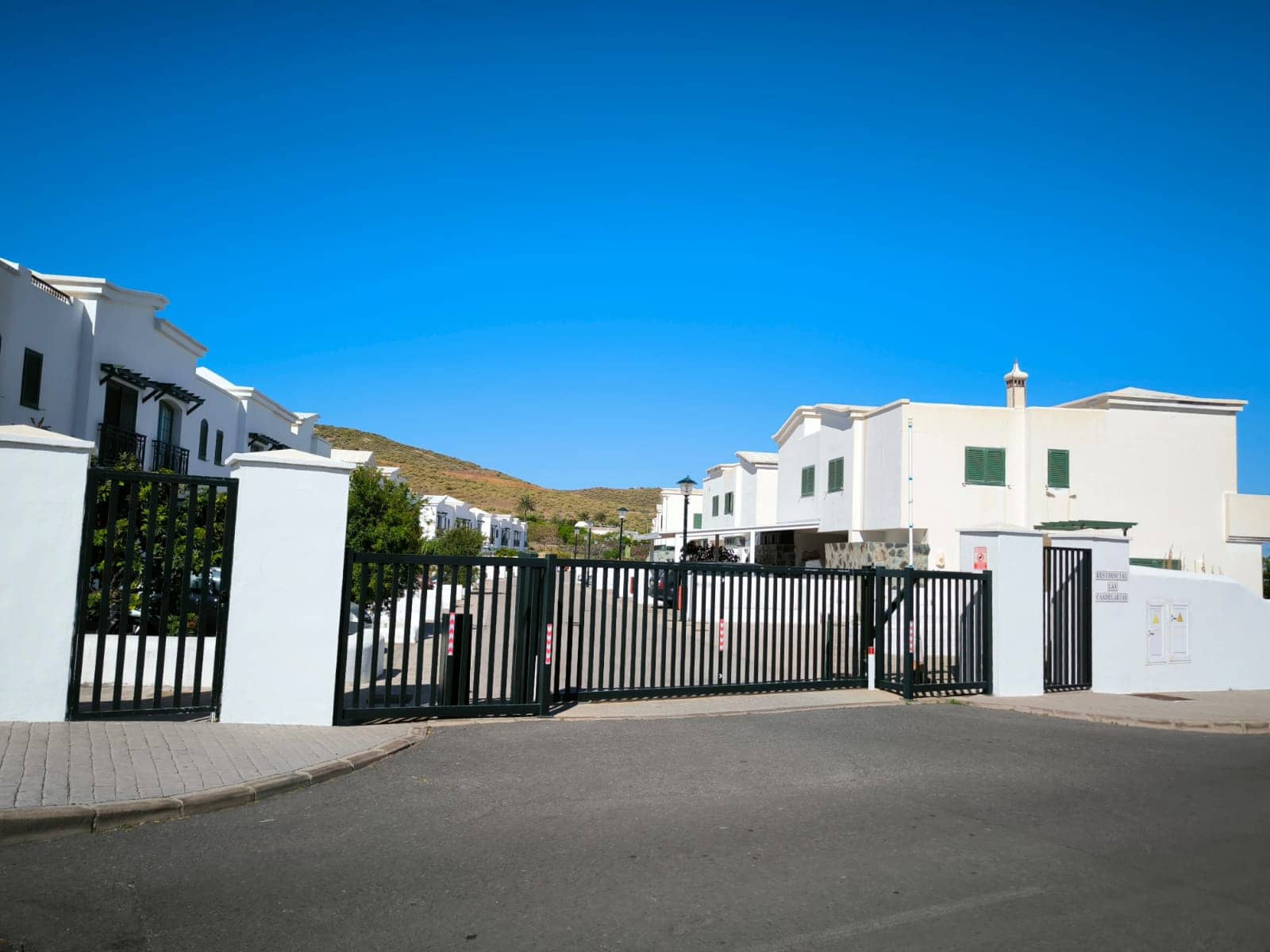 3 quarto Moradia Geminada para venda em Agaete com garagem - 370 000 € (Ref: 9840815)