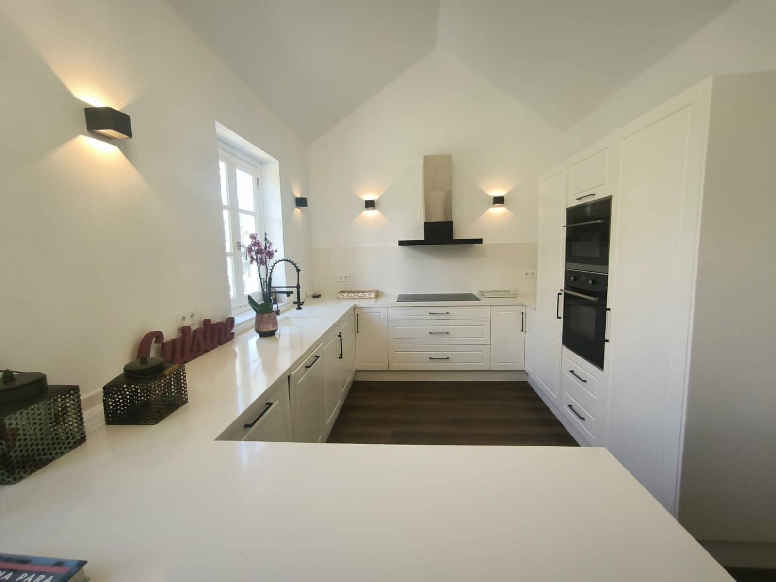 Chalet de 3 habitaciones en Las Palmas de Gran Canaria en alquiler - 3.000 € (Ref: 9840854)