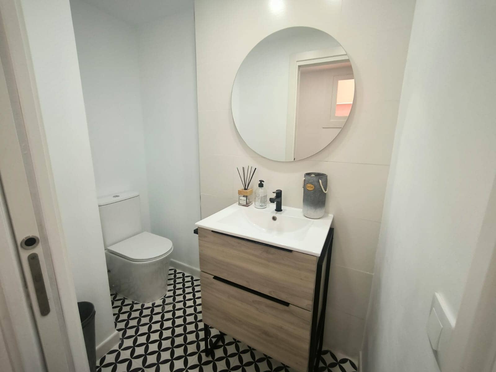 Chalet de 3 habitaciones en Las Palmas de Gran Canaria en alquiler - 3.000 € (Ref: 9840854)
