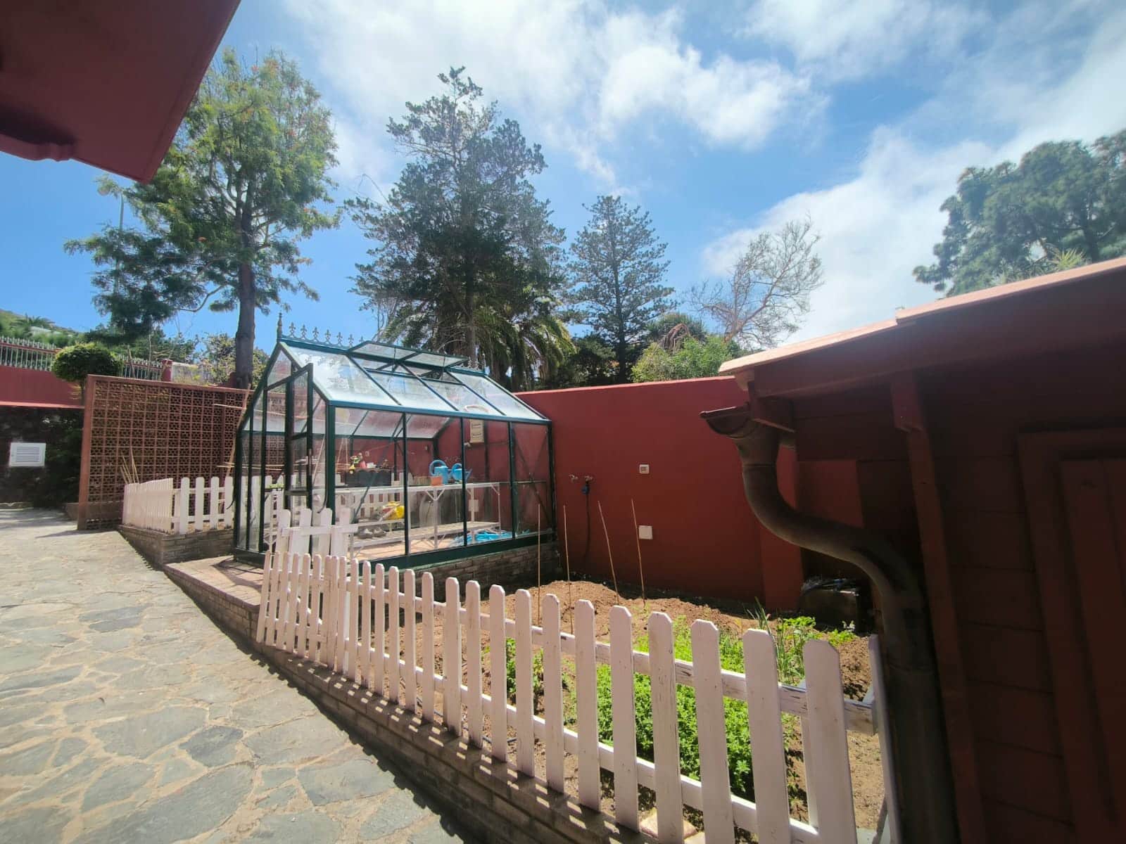 Chalet de 3 habitaciones en Las Palmas de Gran Canaria en alquiler - 3.000 € (Ref: 9840854)