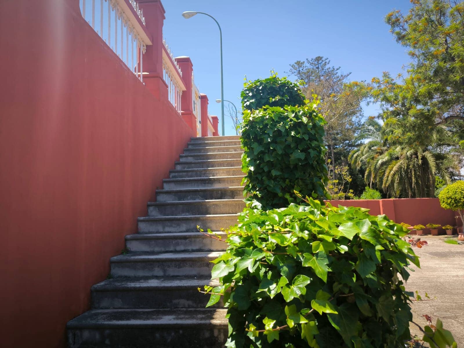 Chalet de 3 habitaciones en Las Palmas de Gran Canaria en alquiler - 3.000 € (Ref: 9840854)