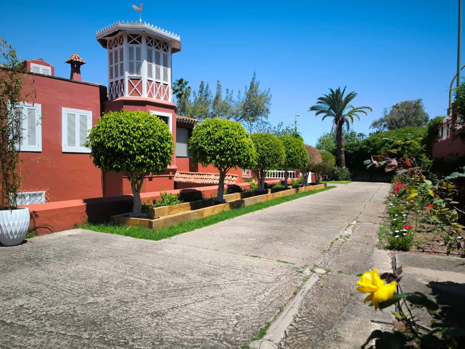 Chalet de 3 habitaciones en Las Palmas de Gran Canaria en alquiler - 3.000 € (Ref: 9840854)