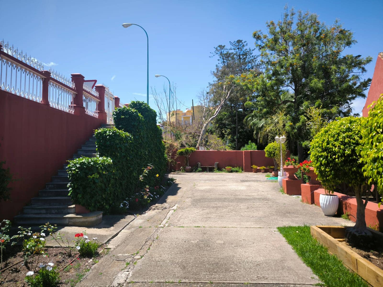 Chalet de 3 habitaciones en Las Palmas de Gran Canaria en alquiler - 3.000 € (Ref: 9840854)