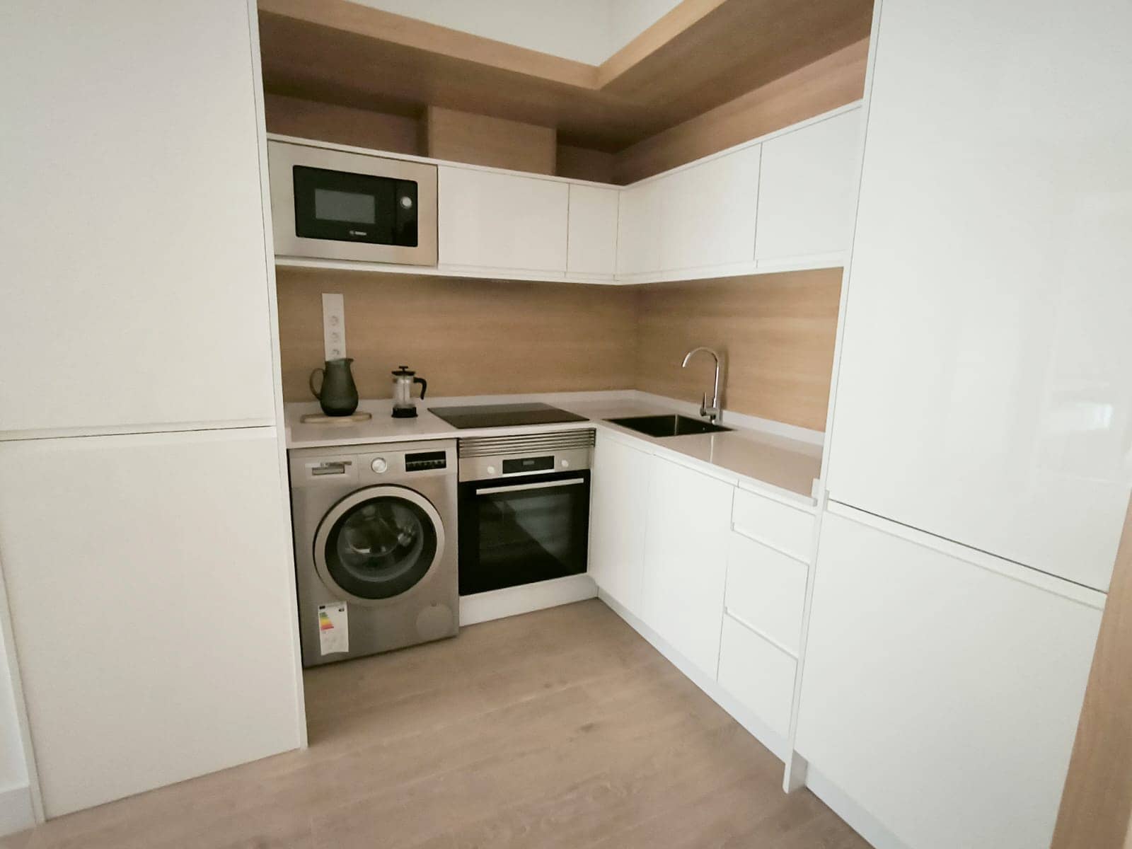 1 slaapkamer Flat te huur in Las Palmas de Gran Canaria - € 1.100 (Ref: 9996347)
