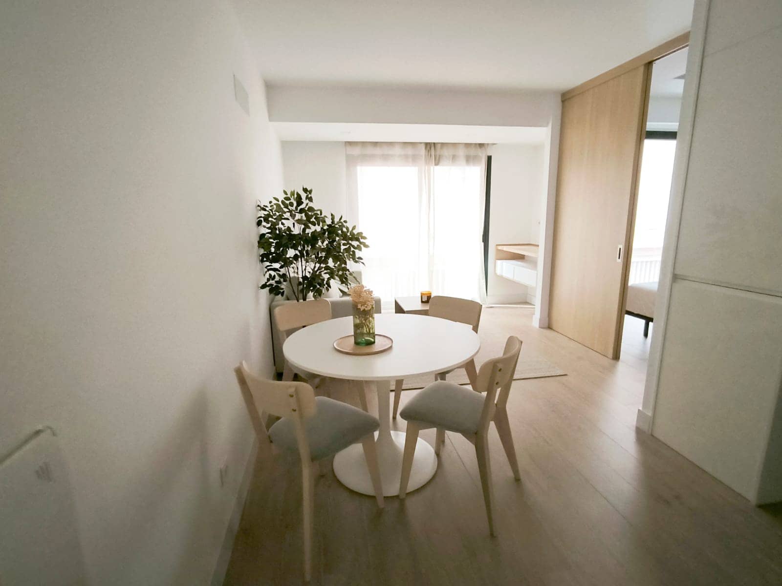 1 slaapkamer Flat te huur in Las Palmas de Gran Canaria - € 1.100 (Ref: 9996347)