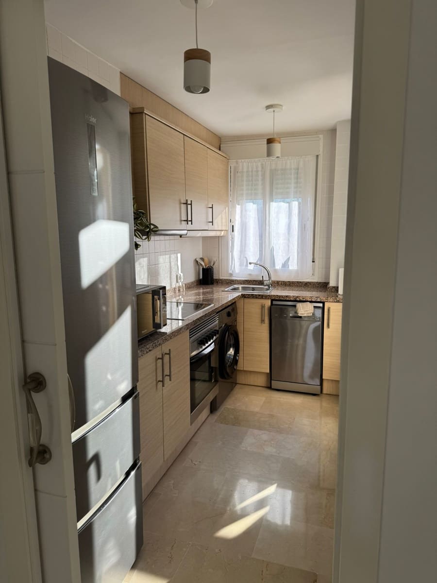 2 bedroom Apartment for holiday rental in Oliva with pool garage - € 1,050 (Ref: 9793386)