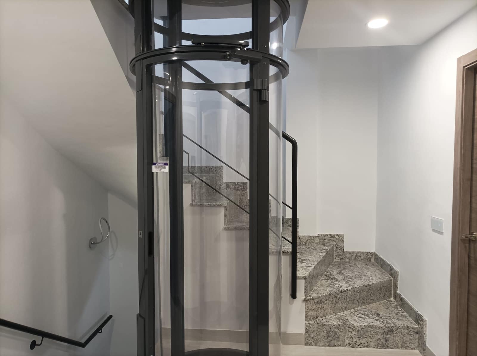 5 sovrum Radhus till salu i Ador med garage - 339 500 € (Ref: 9793396)