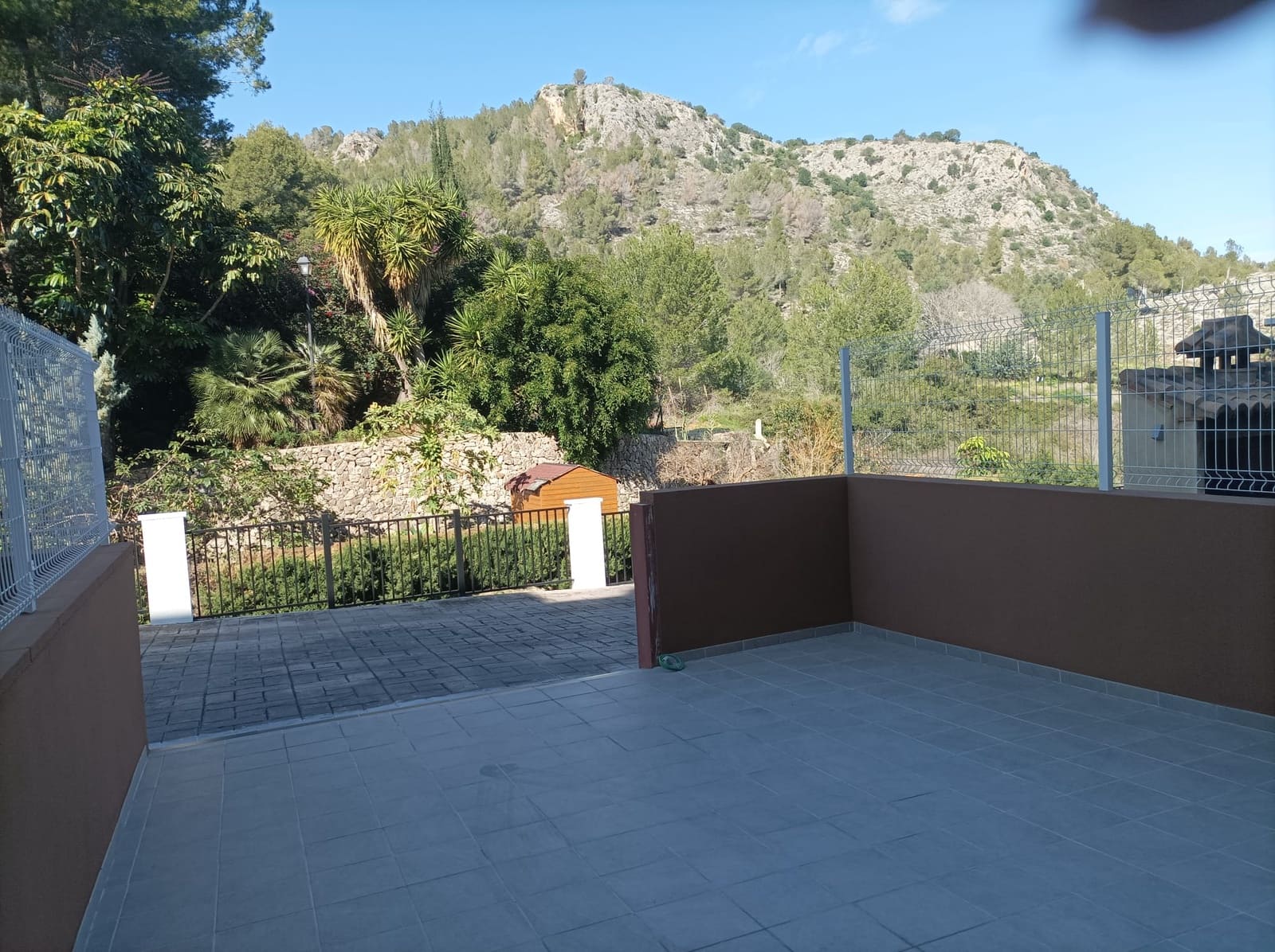 5 sovrum Radhus till salu i Ador med garage - 339 500 € (Ref: 9793396)