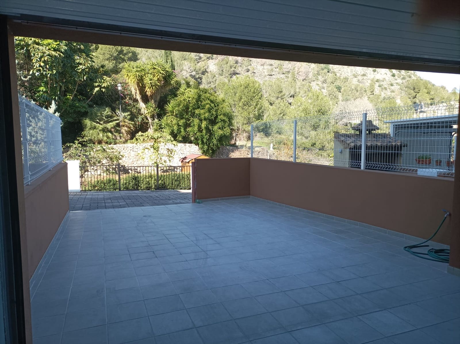 5 sovrum Radhus till salu i Ador med garage - 339 500 € (Ref: 9793396)