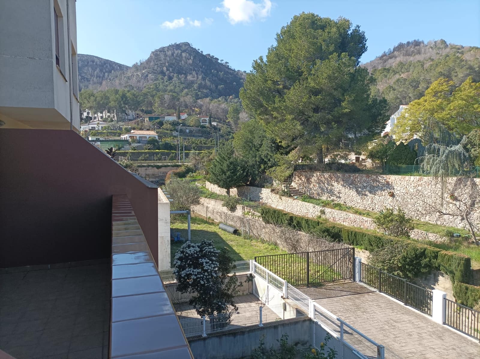 5 sovrum Radhus till salu i Ador med garage - 339 500 € (Ref: 9793396)